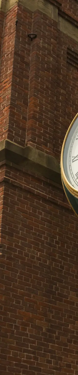 Lass dich von der kleinen Stadt Charlottetown bezaubern